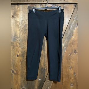 Fabletics Black Capri Leggings, size S, smoke free home